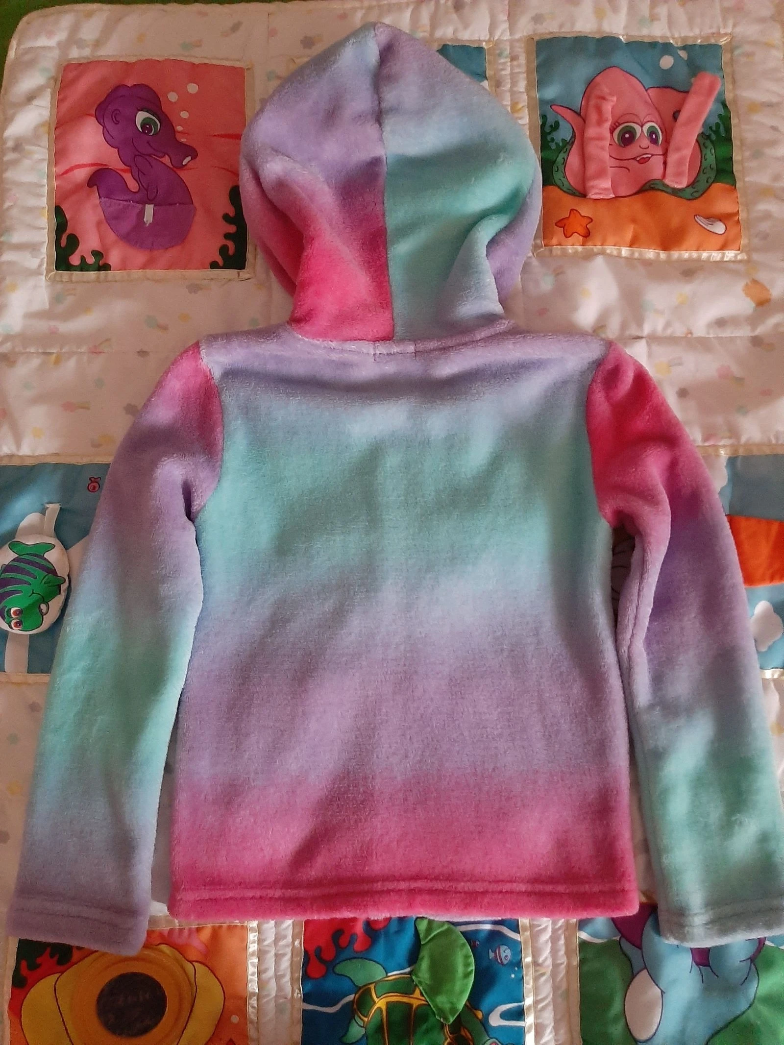 Chaqueta con capucha de unicornio Tissaia – photo 2
